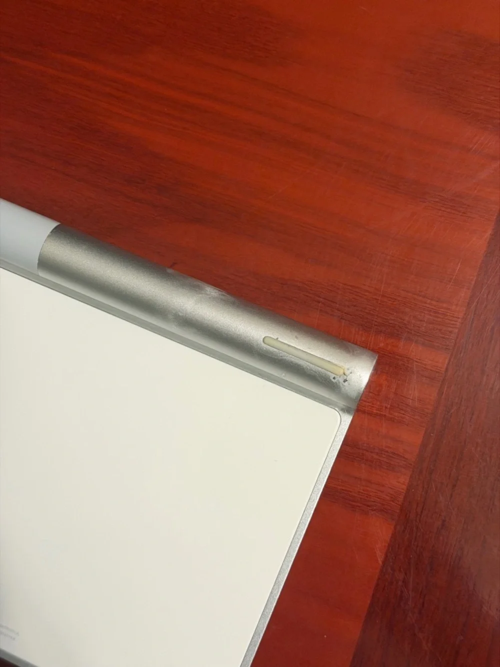 🍎 Apple Bluetooth Keyboard - Silver - Picture 3 of 3